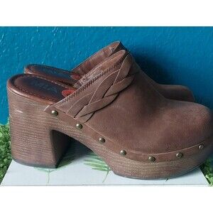 Mia Raven Brown Clogs NEW Size 9.5 Womens